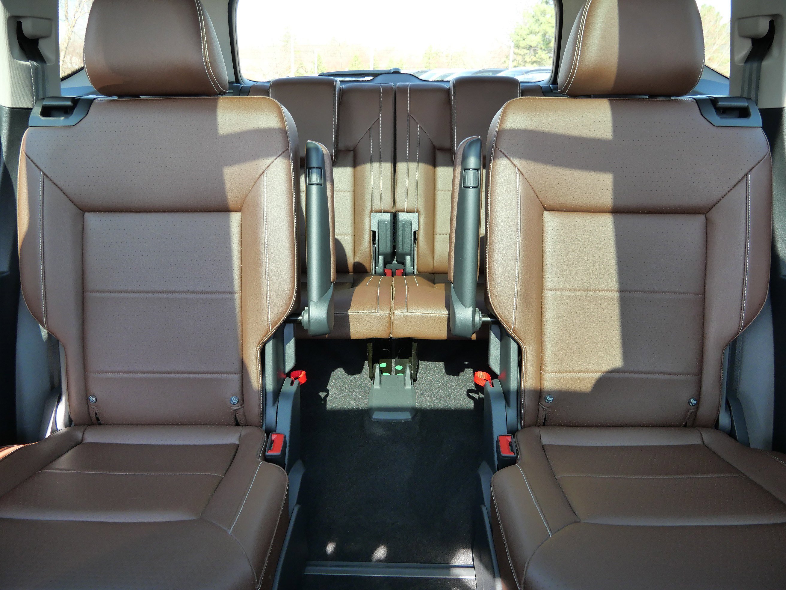 Certified 2022 Volkswagen Atlas SE image 13