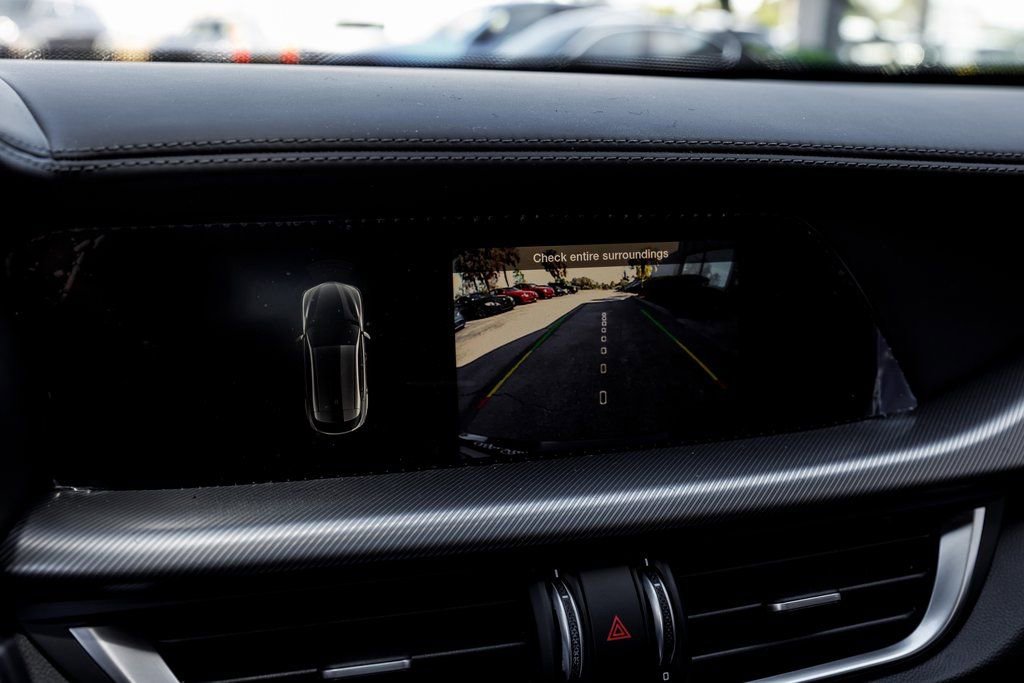 New 2025 Alfa Romeo Stelvio Sprint image 29