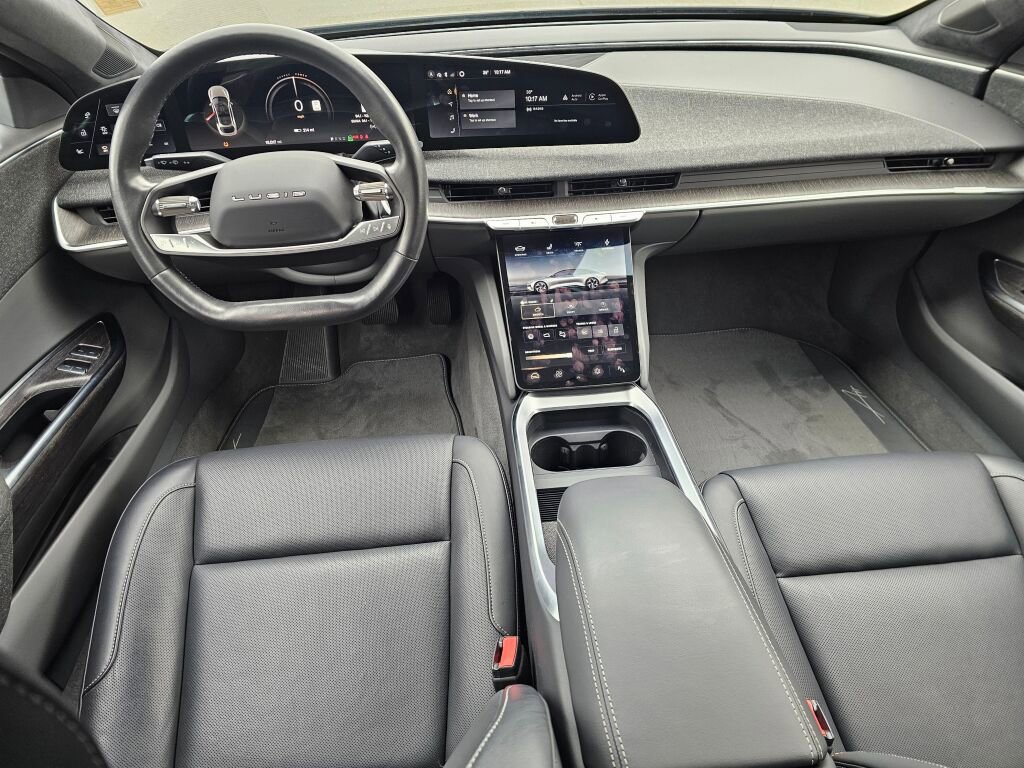 Used 2024 Lucid Air Touring image 22