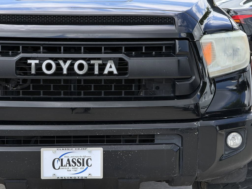 Used 2017 Toyota Tundra SR5 w/ TRD Off Road Package AWD/4WD image 8