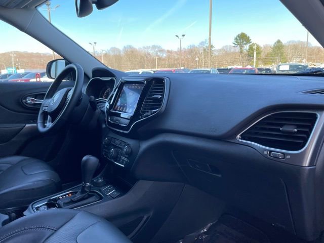 Used 2019 Jeep Cherokee Limited image 28