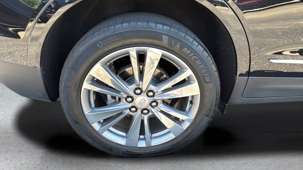 Certified 2024 Cadillac XT5 Premium Luxury w/ Technology Package AWD/4WD image 14