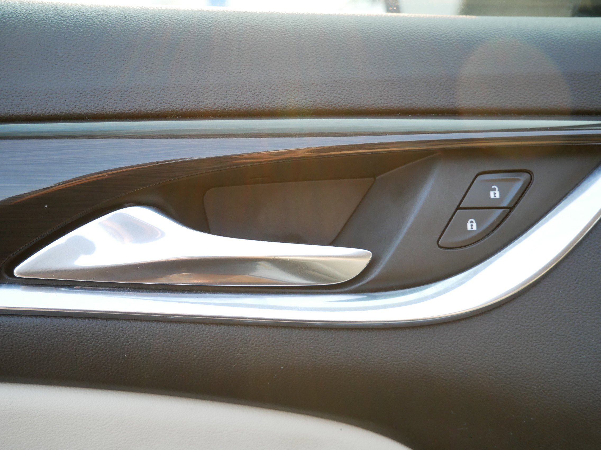 Used 2022 Buick Enclave Essence image 15