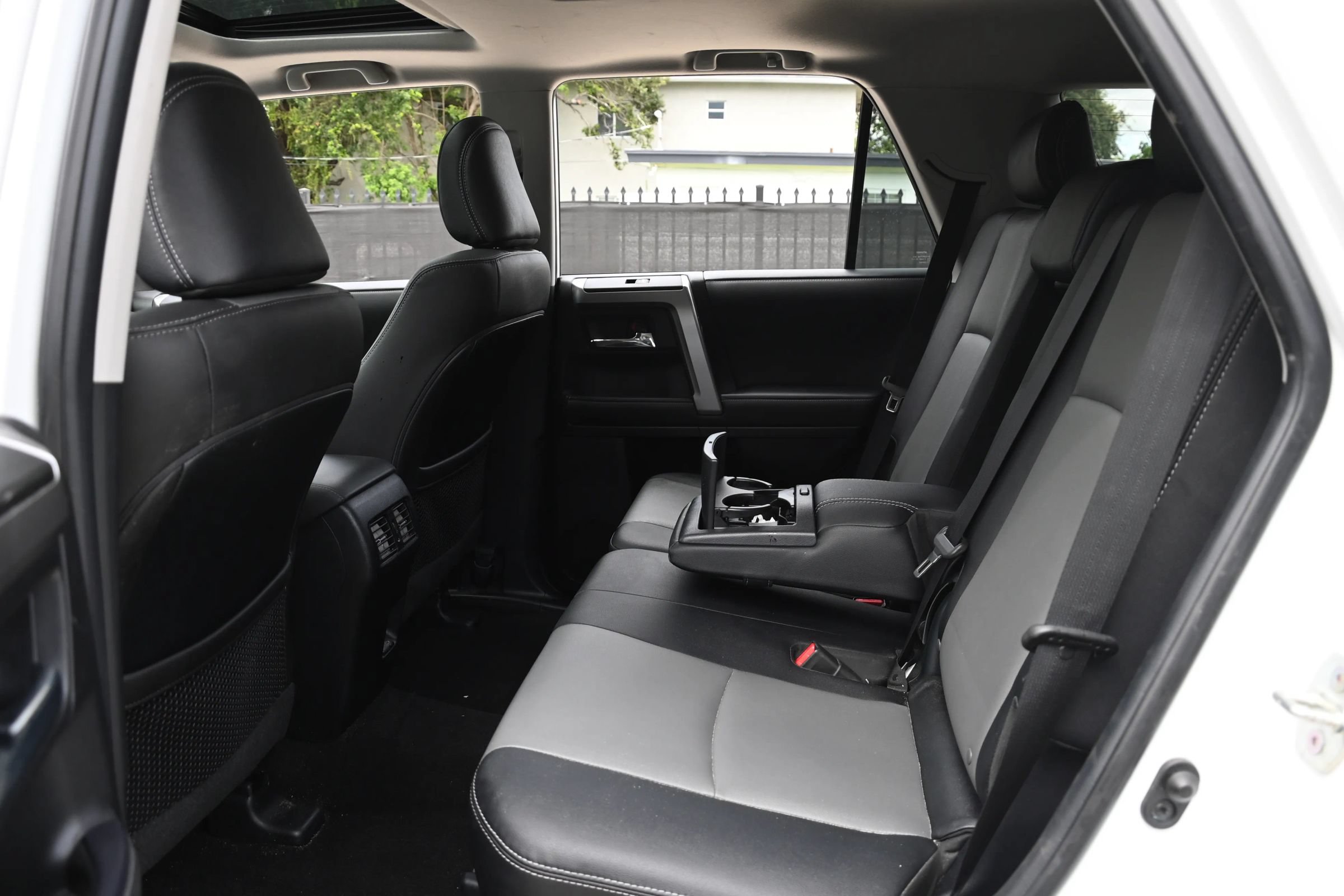 Used 2024 Toyota 4Runner SR5 Premium w/ Moonroof Package RWD image 15
