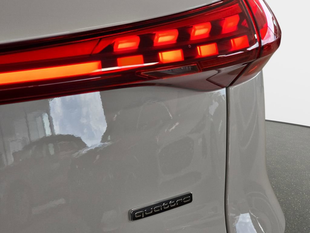 New 2026 Audi RS Q8 performance image 24