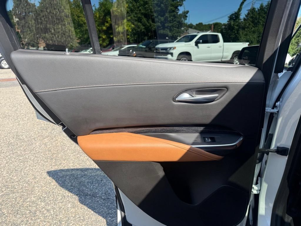 Used 2024 Cadillac XT4 Sport AWD/4WD image 18