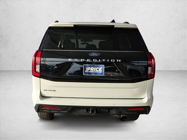 Certified 2025 Ford Expedition Active image 6