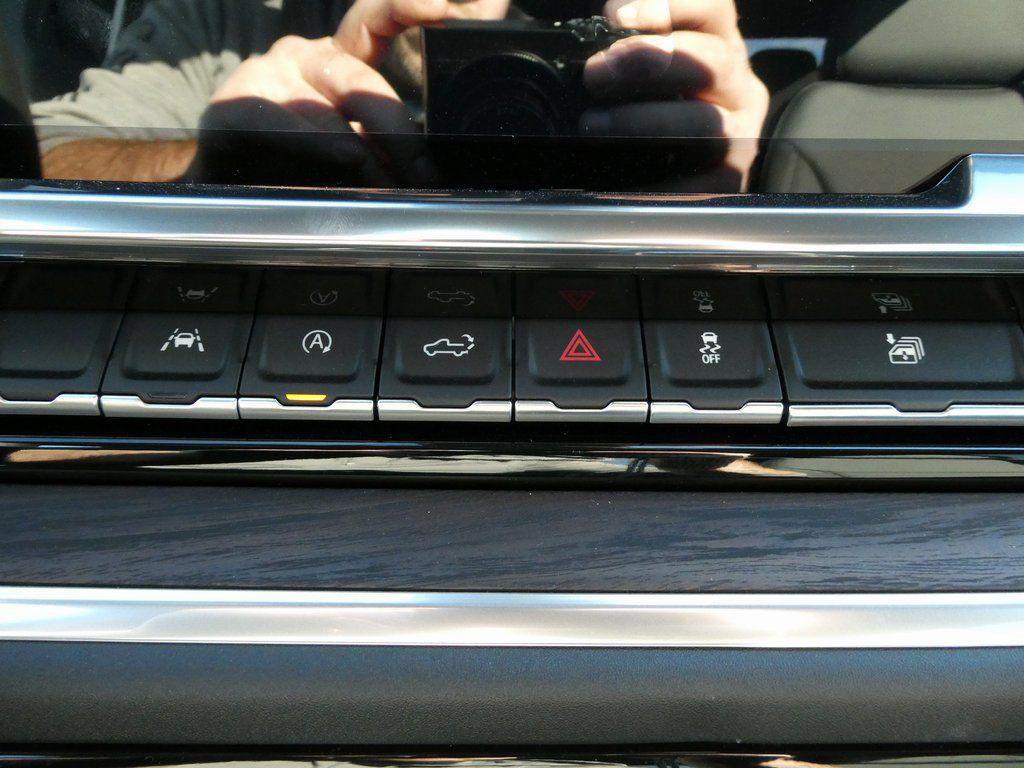 New 2026 GMC Sierra 1500 SLT w/ SLT Premium Package image 26