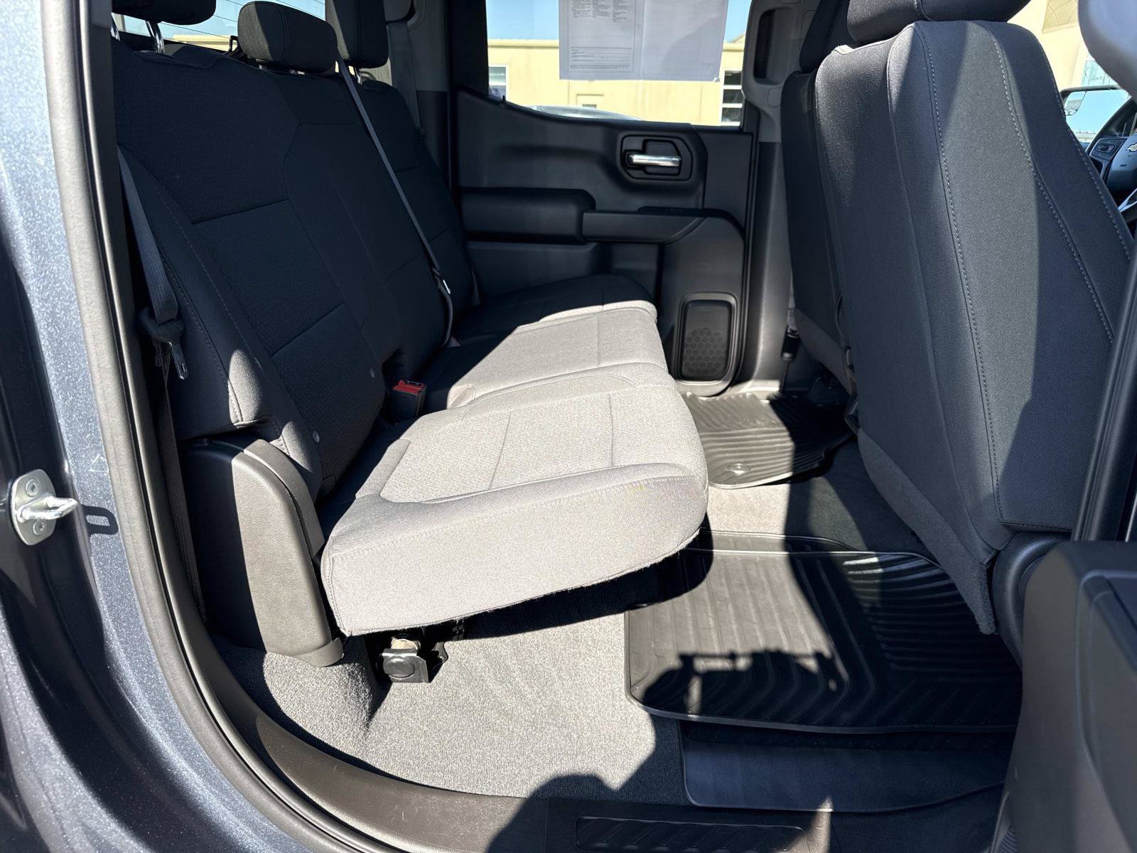 Used 2021 Chevrolet Silverado 1500 Custom AWD/4WD image 23
