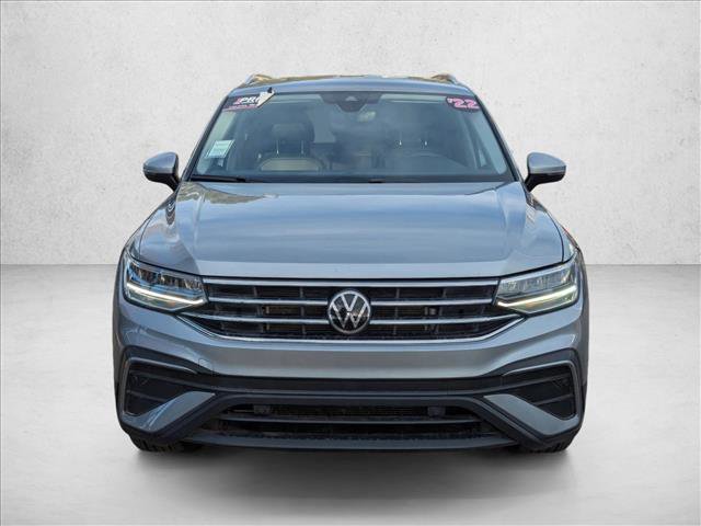 Used 2022 Volkswagen Tiguan SE image 2