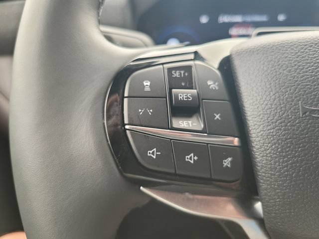 Used 2025 Ford Explorer Platinum AWD/4WD image 27