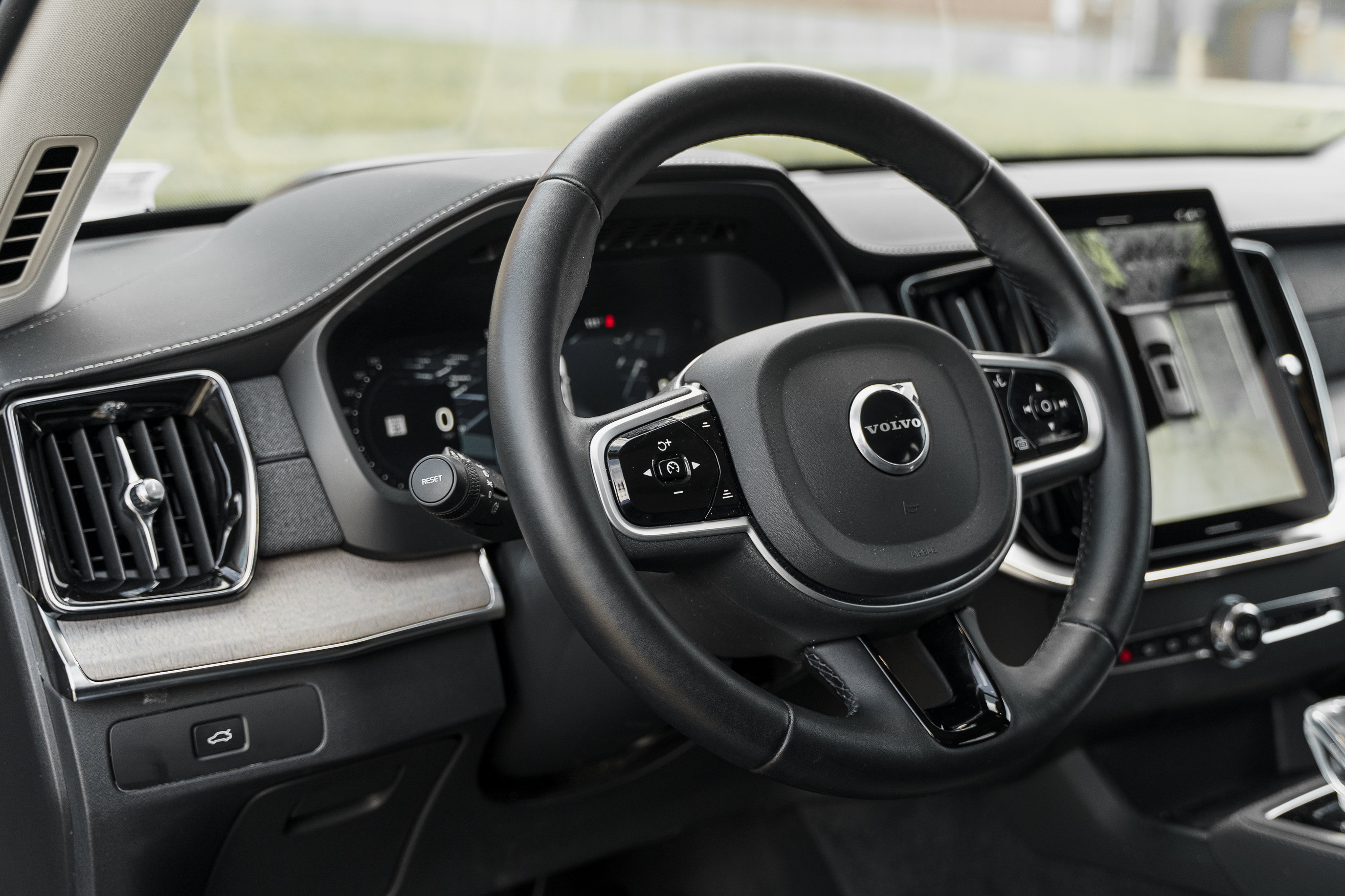 Used 2026 Volvo XC90 B6 Ultra AWD/4WD image 9