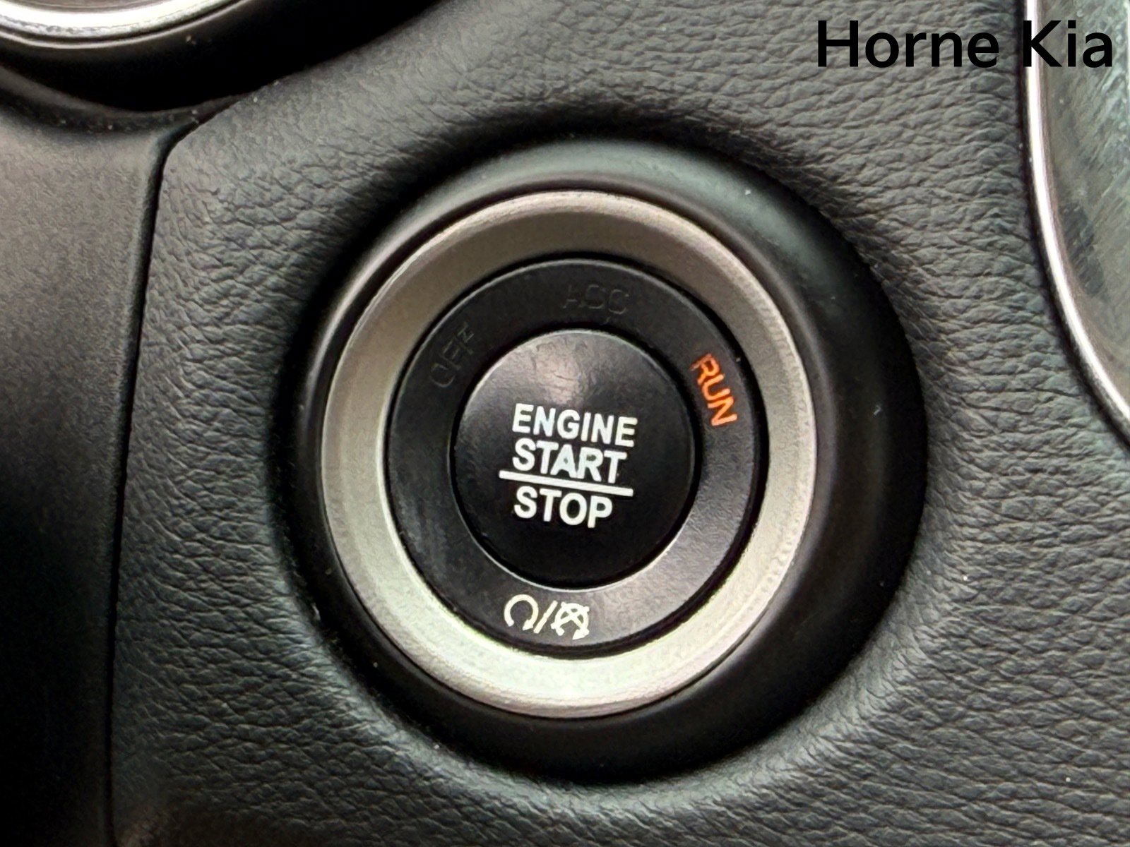 Used 2018 Dodge Durango SXT w/ Quick Order Package 2BB image 21