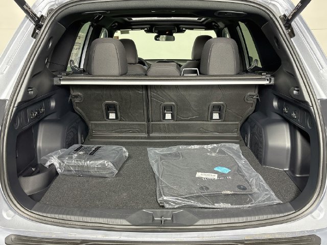 New 2026 Subaru Forester Premium AWD/4WD image 26