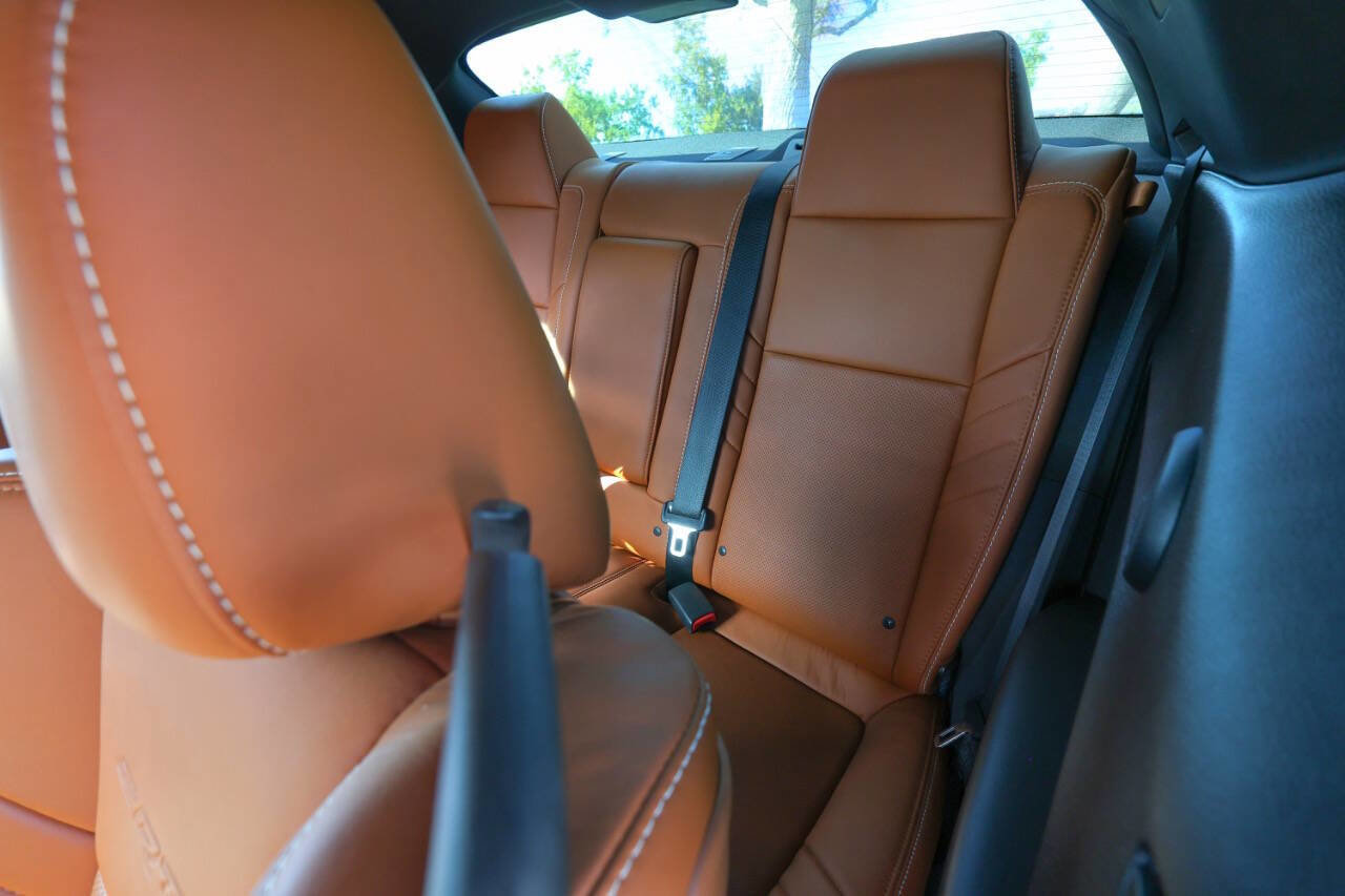 Used 2015 Dodge Challenger SRT Hellcat image 91