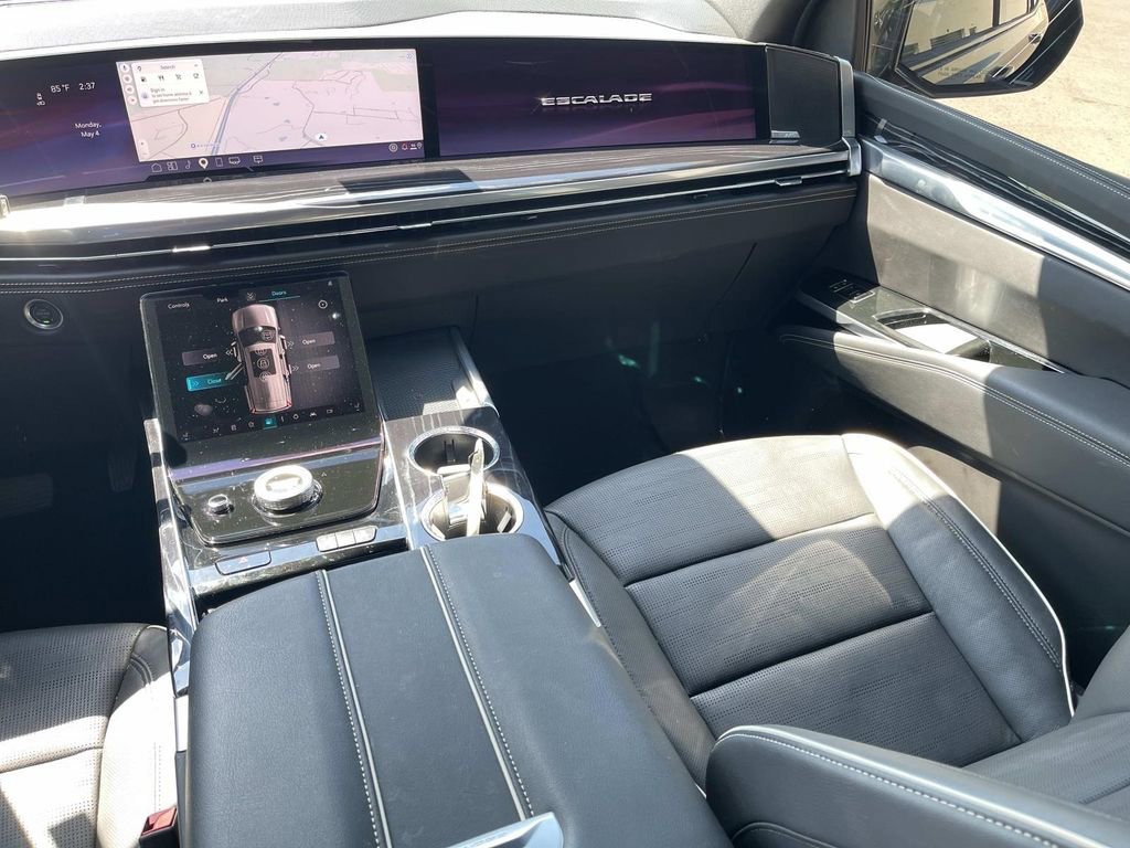 Certified 2025 Cadillac Escalade Sport w/ Touring Package AWD/4WD image 14