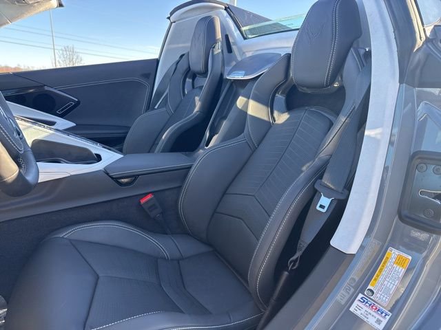 Used 2025 Chevrolet Corvette Stingray Premium Conv w/ Z51 Performance Package image 30