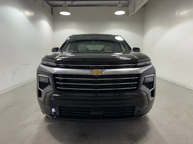 New 2026 Chevrolet Traverse High Country image 2