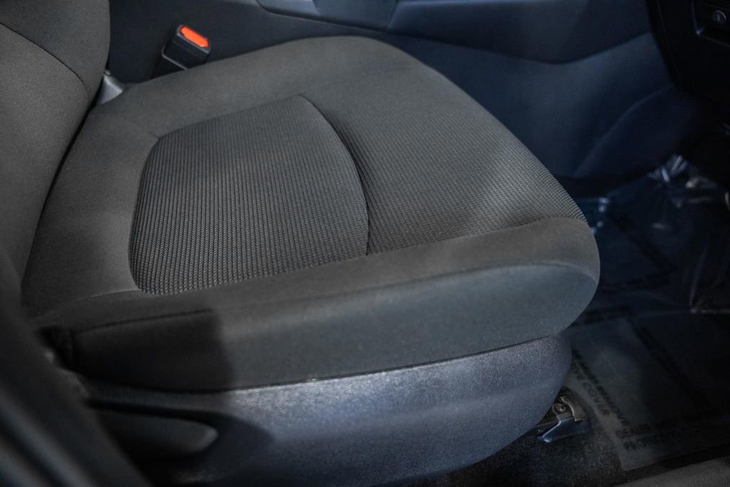 Used 2025 Toyota RAV4 LE image 30