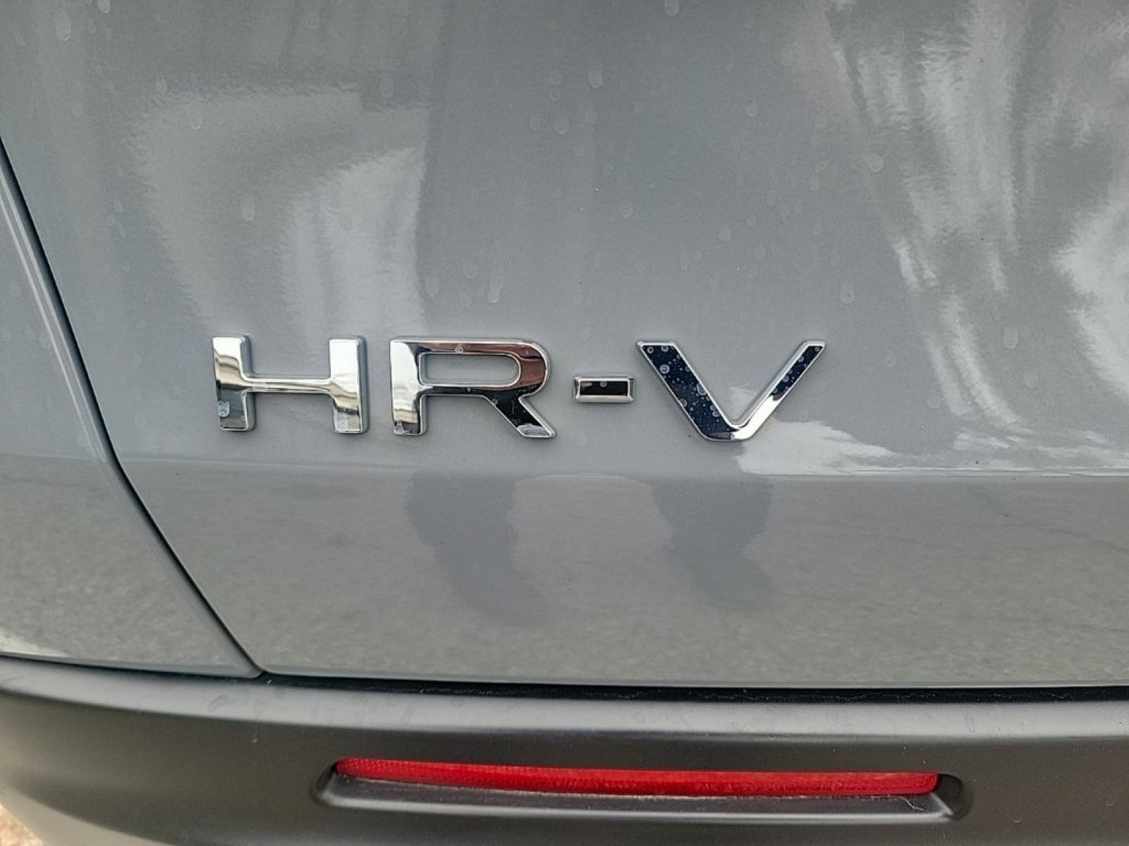 Used 2024 Honda HR-V Sport image 11