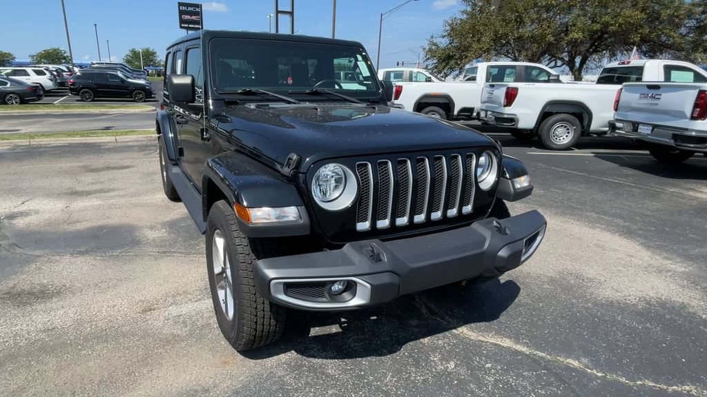 Used 2022 Jeep Wrangler Unlimited Sahara AWD/4WD image 4