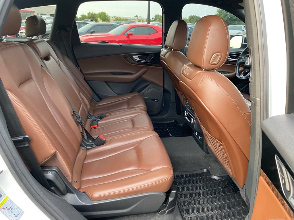 Used 2018 Audi Q7 3.0T Prestige AWD/4WD image 12