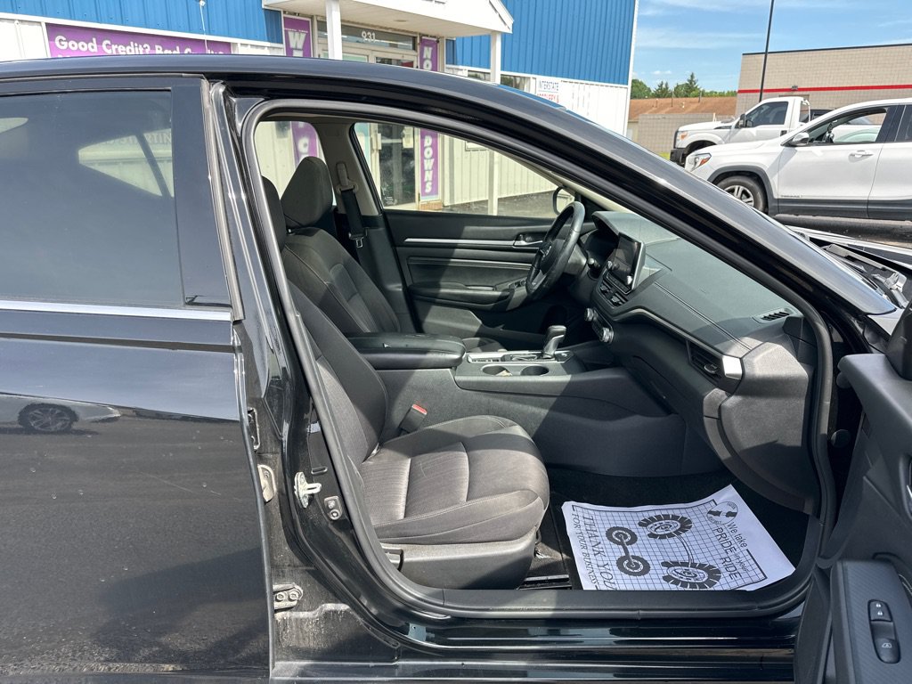 Used 2019 Nissan Altima 2.5 SV FWD image 17