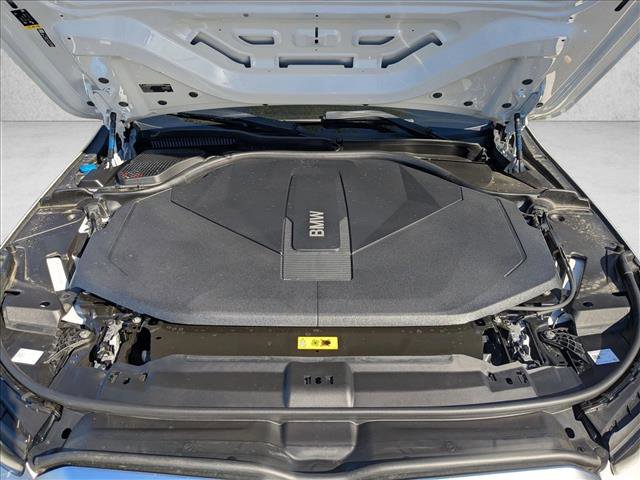 New 2026 BMW i5 eDrive40 image 17