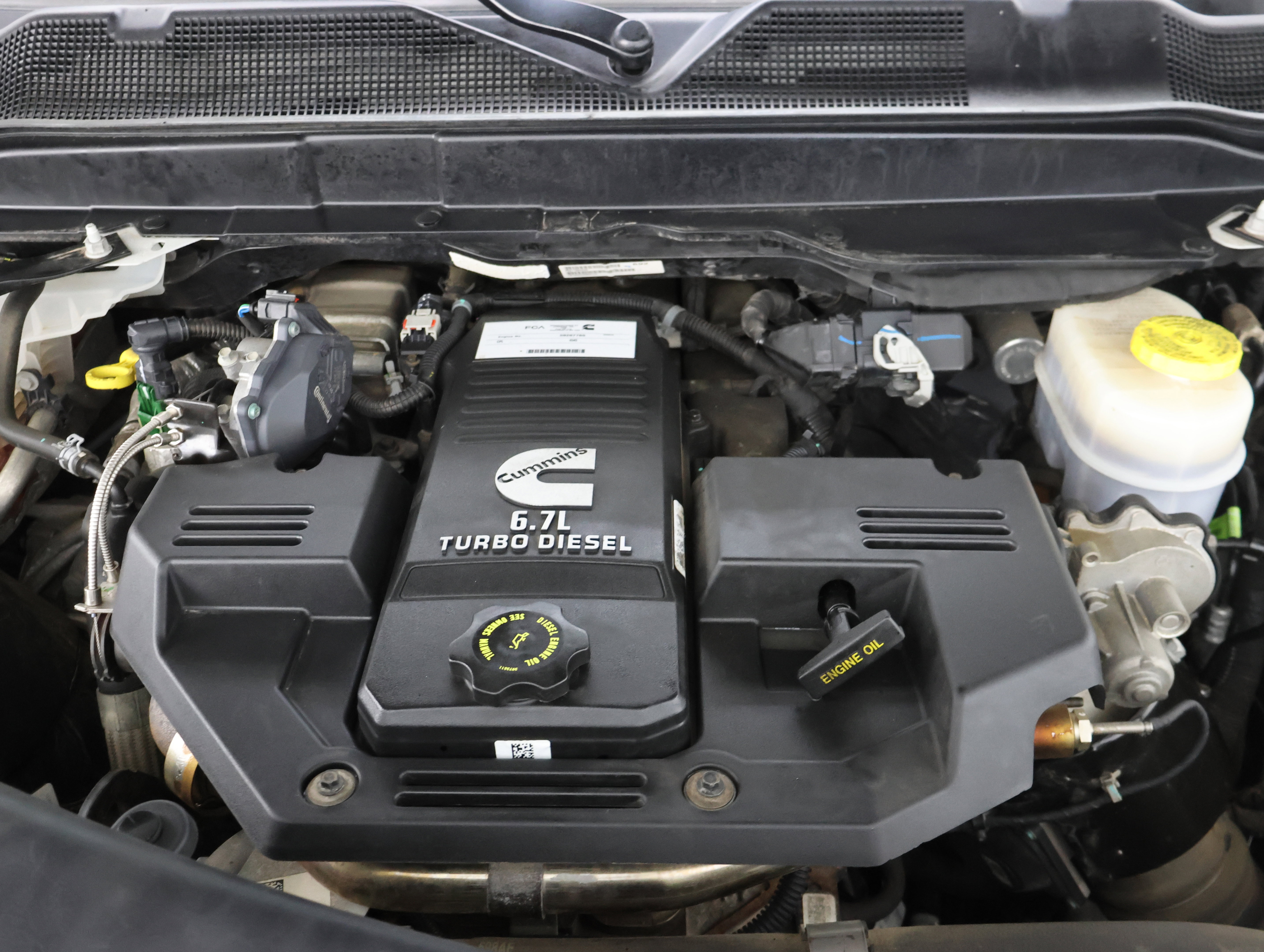 Used 2019 RAM 2500 Limited AWD/4WD image 25