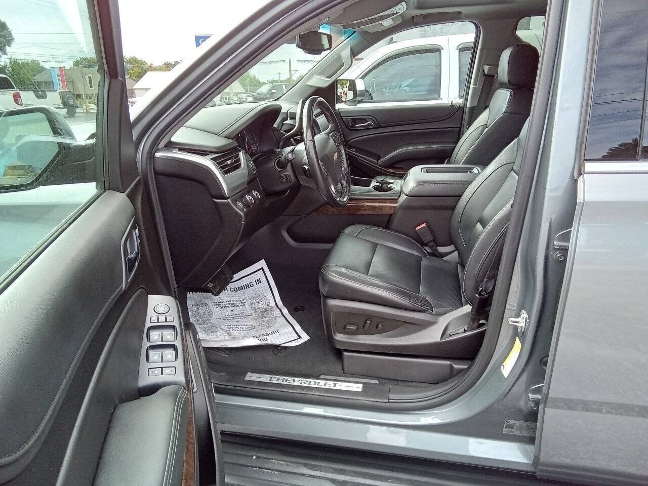 Used 2019 Chevrolet Tahoe LT AWD/4WD image 17