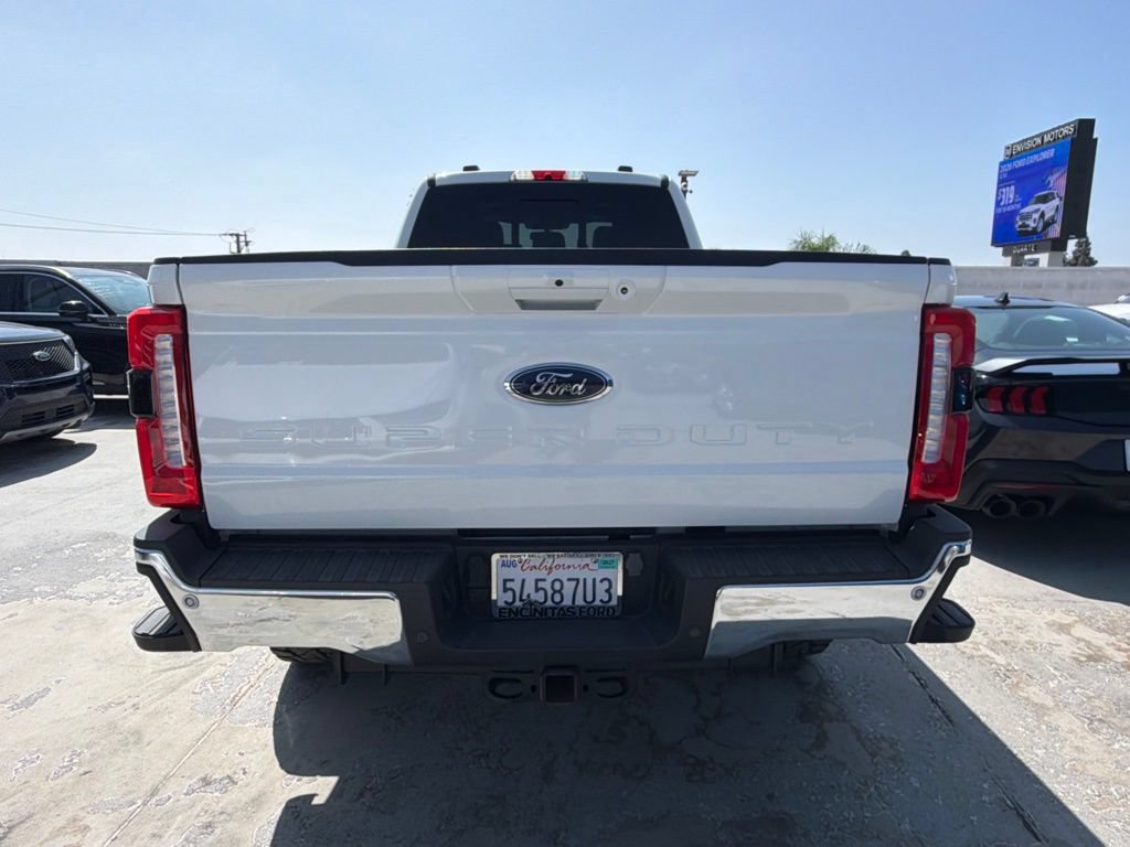 Used 2023 Ford F350 Lariat w/ Lariat Ultimate Package AWD/4WD image 5