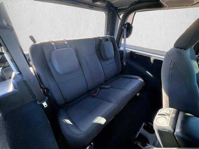 Used 2022 Jeep Wrangler Sport image 26