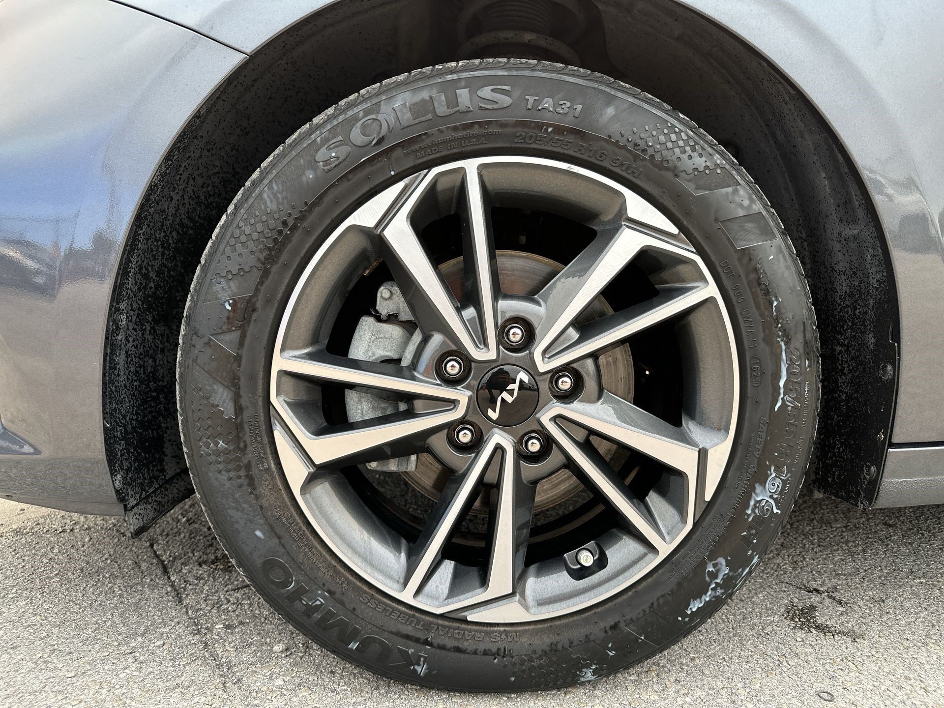 Certified 2023 Kia Forte LXS w/ LXS Technology Package FWD image 18