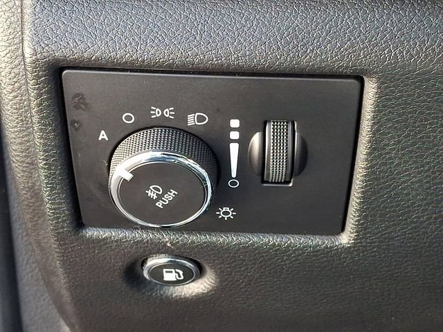 Used 2019 Jeep Grand Cherokee Limited X image 27