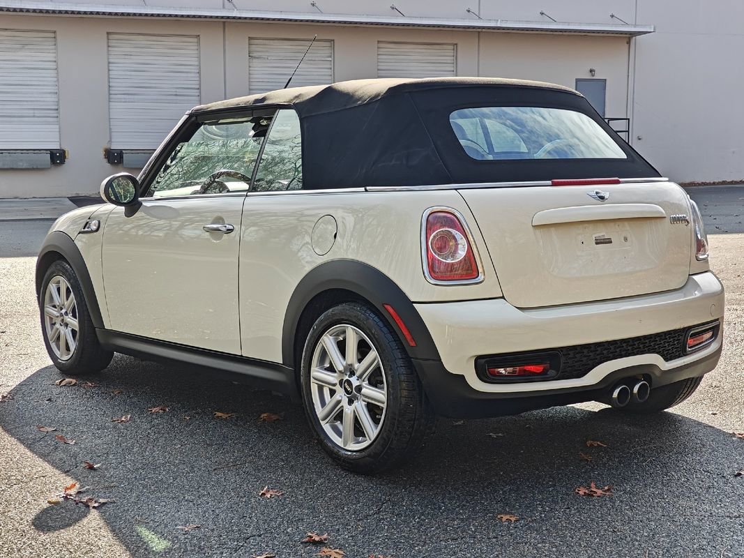 Used 2014 MINI Cooper S image 5