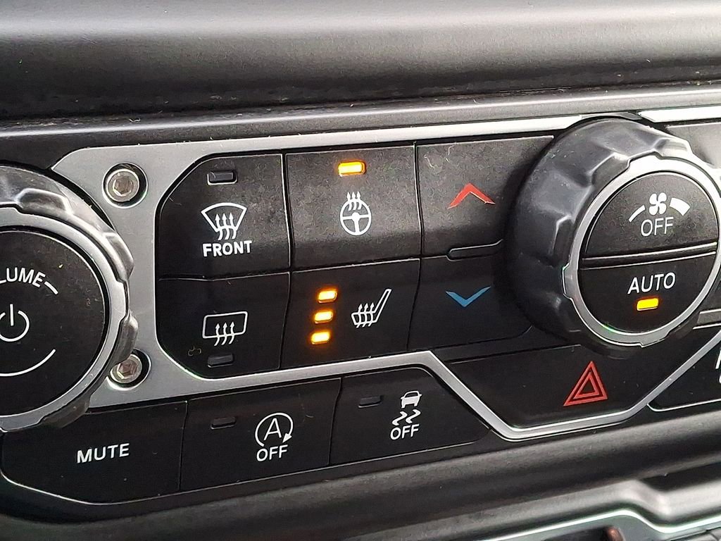 Used 2021 Jeep Gladiator Sport image 23