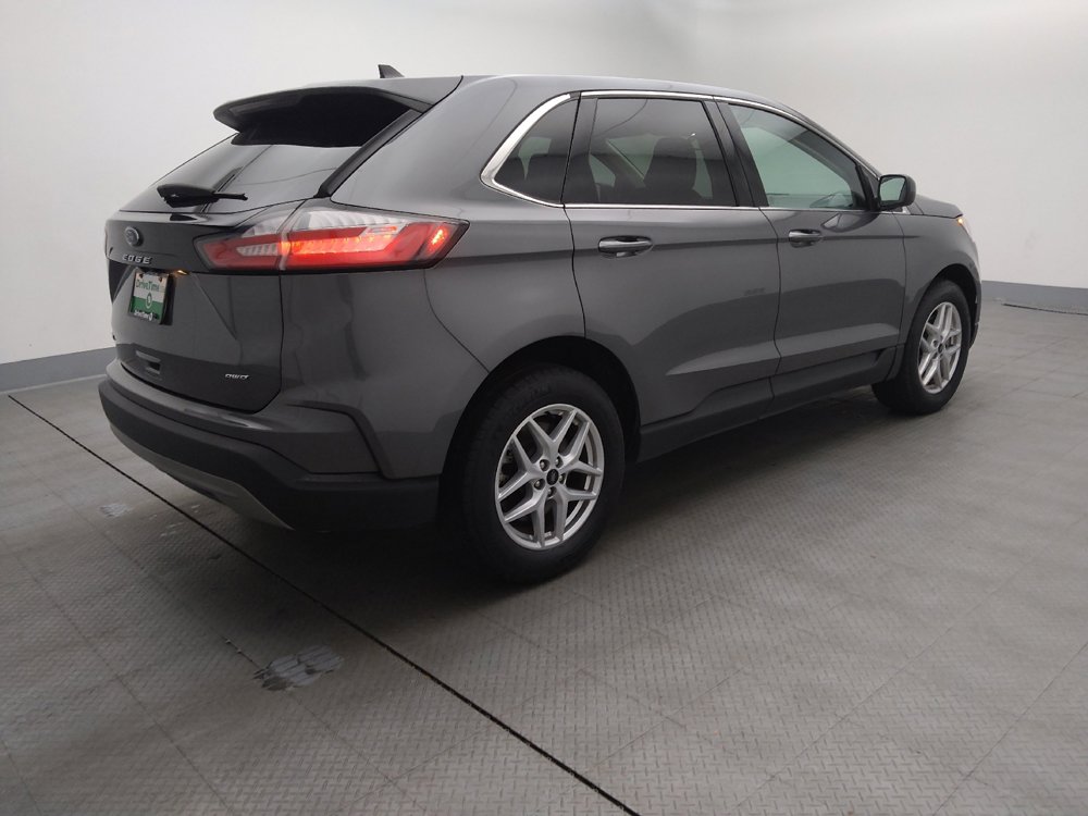 Used 2024 Ford Edge SEL image 10