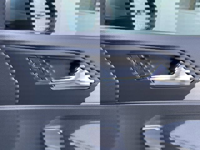 New 2025 Volkswagen Jetta SE image 29