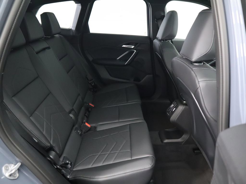 Certified 2025 BMW X1 xDrive28i w/ Technology Package image 24