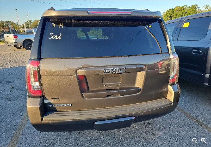 Used 2019 GMC Yukon SLT AWD/4WD image 4