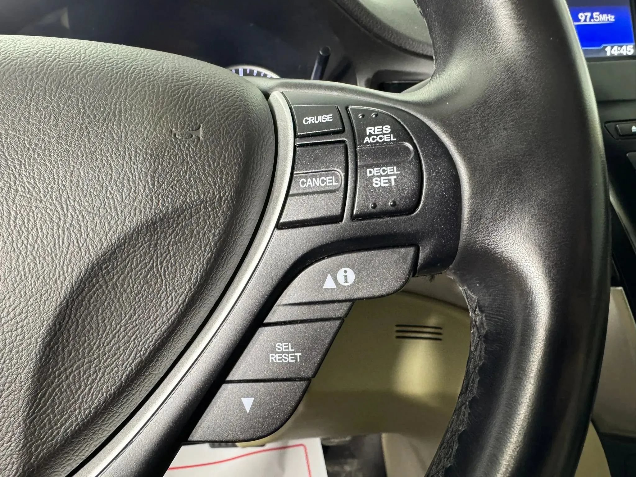 Used 2017 Acura ILX FWD image 16