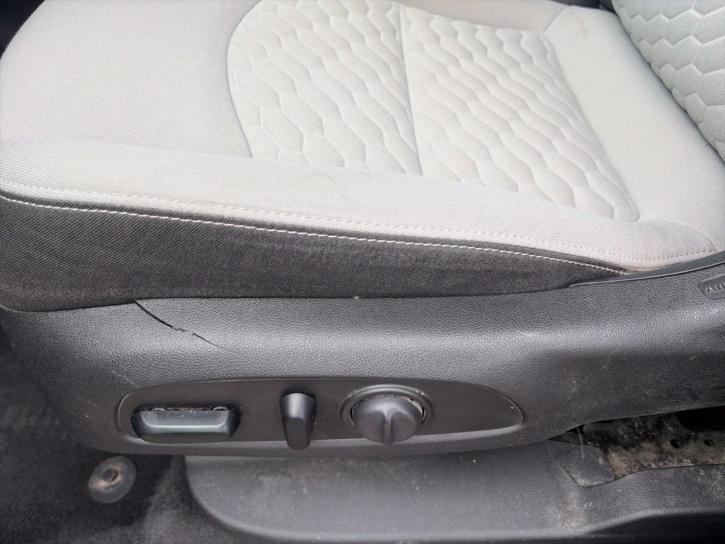 Used 2020 Chevrolet Equinox LT FWD image 43