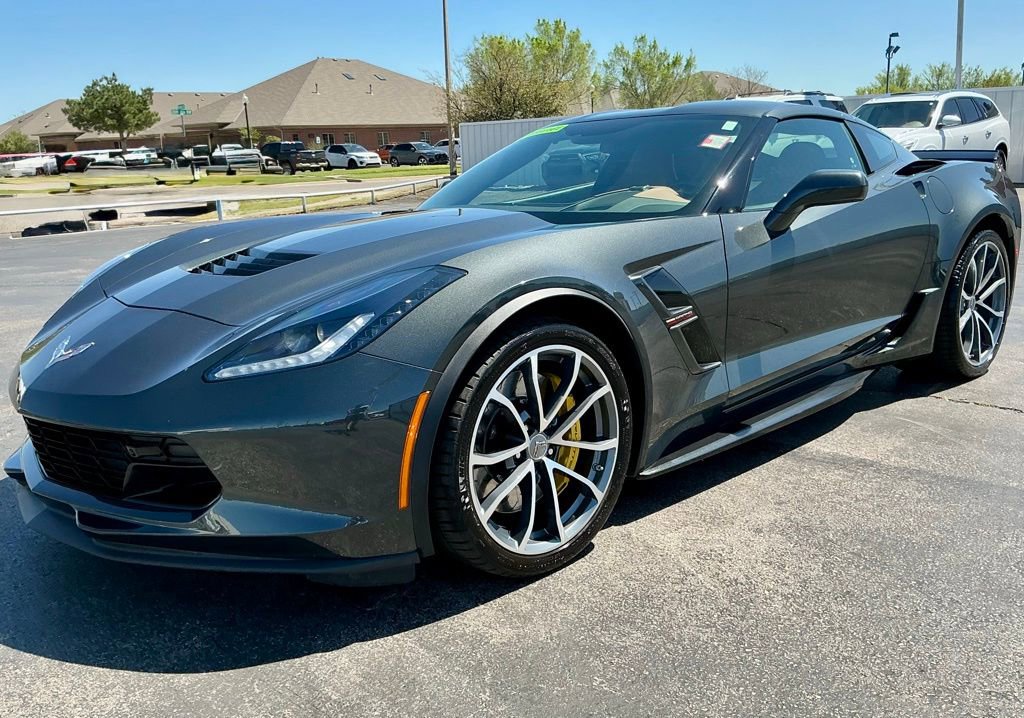 Used 2019 Chevrolet Corvette Grand Sport image 8