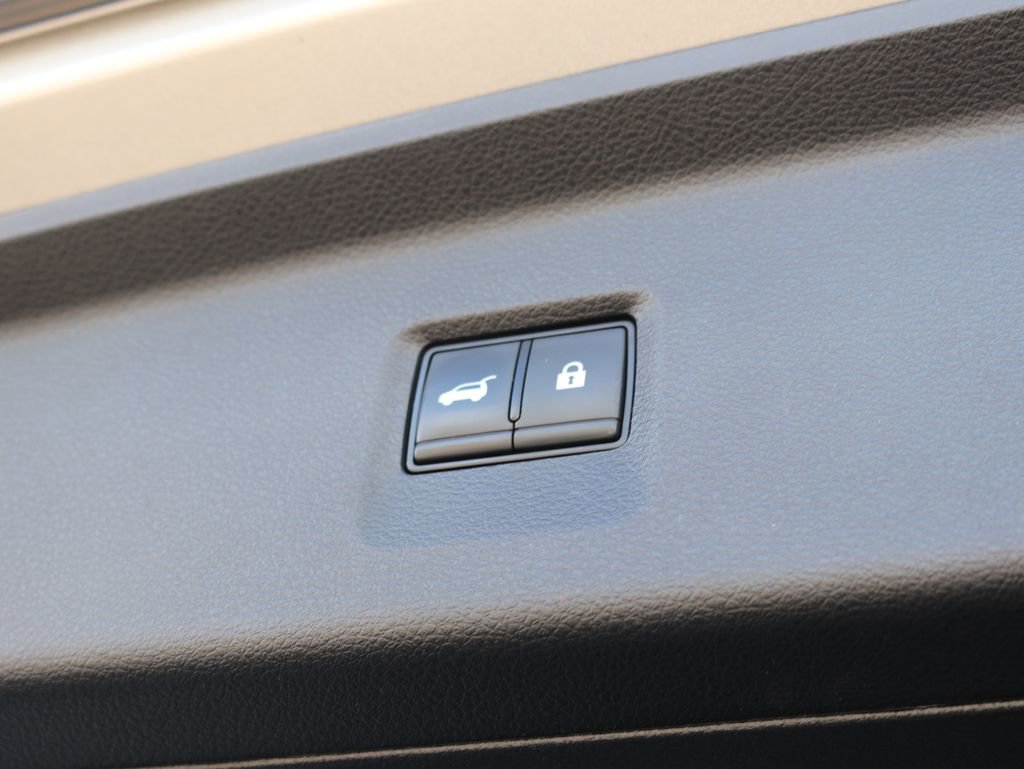 Certified 2023 INFINITI QX60 Luxe AWD/4WD image 35