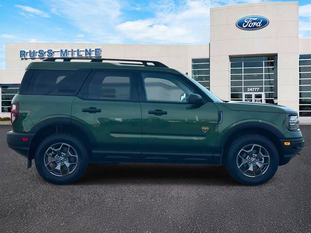 Used 2023 Ford Bronco Sport Badlands image 2