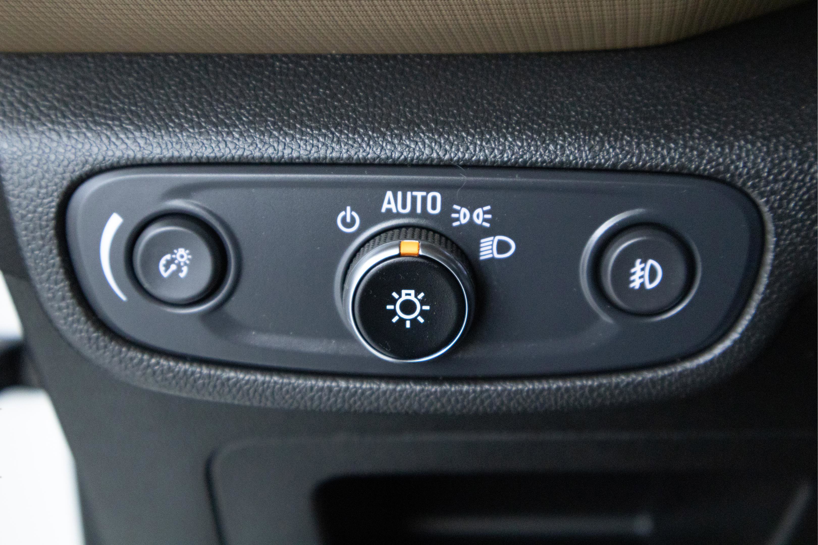 Used 2021 Chevrolet TrailBlazer ACTIV w/ Convenience Package FWD image 24