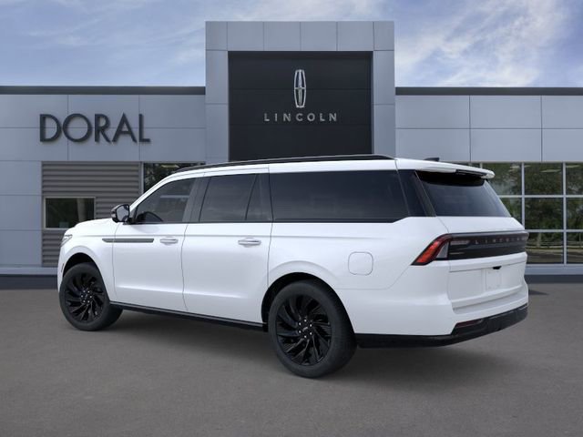 New 2025 Lincoln Navigator L Reserve w/ Jet Appearance Package AWD/4WD image 4