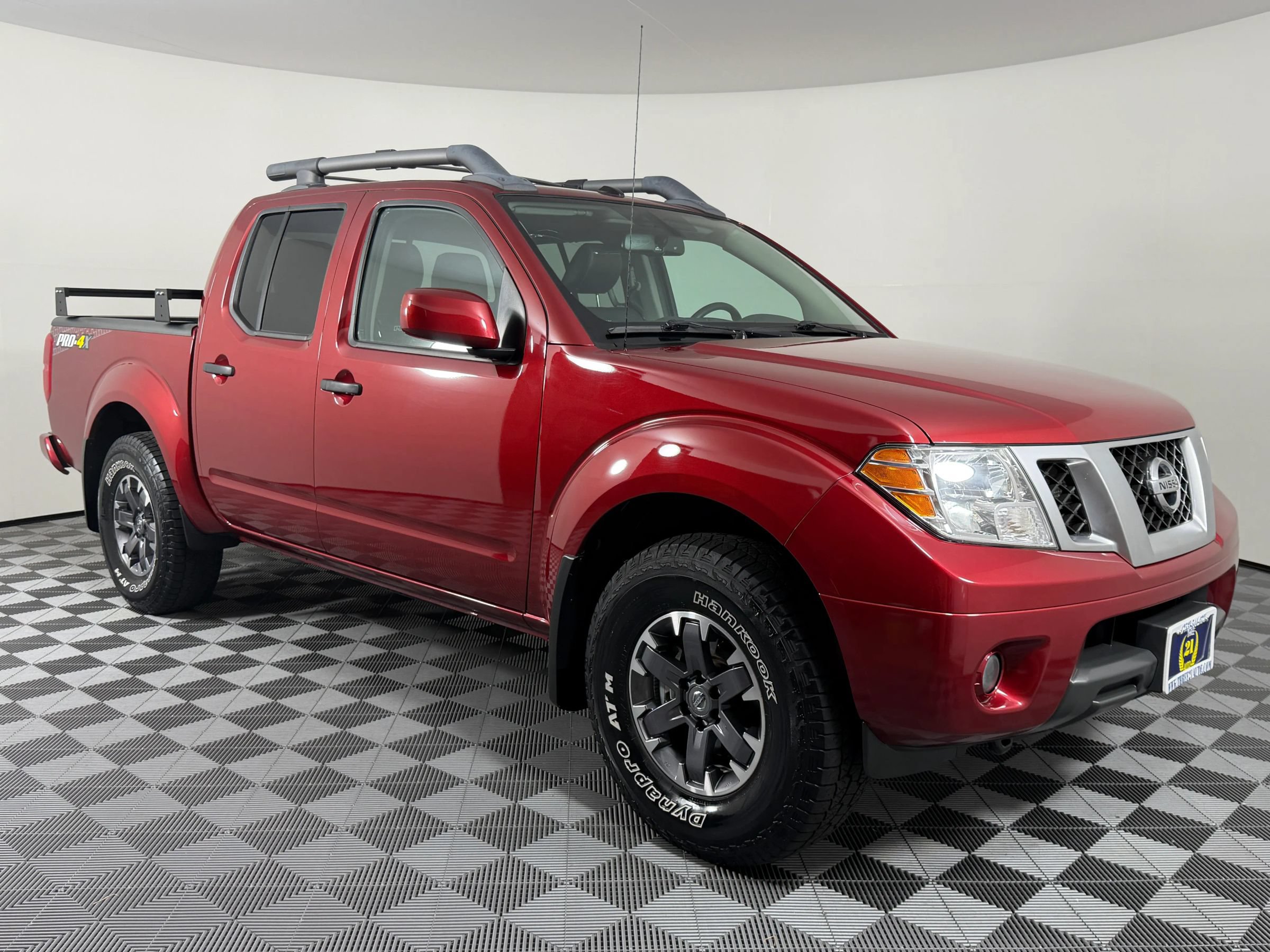 Used 2021 Nissan Frontier PRO-4X w/ Pro-4x Utility Package AWD/4WD image 37