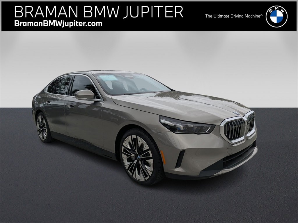 Used 2026 BMW i5 eDrive40 image 1