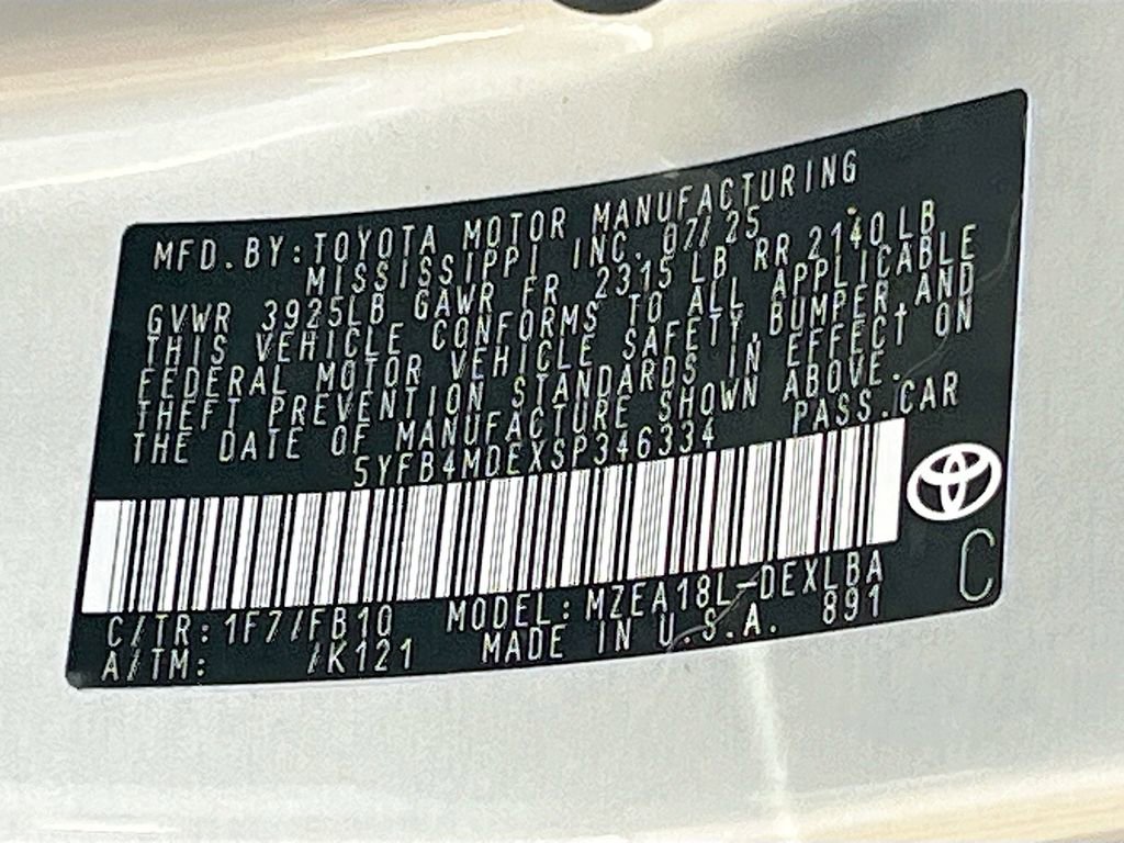 Used 2025 Toyota Corolla LE image 30